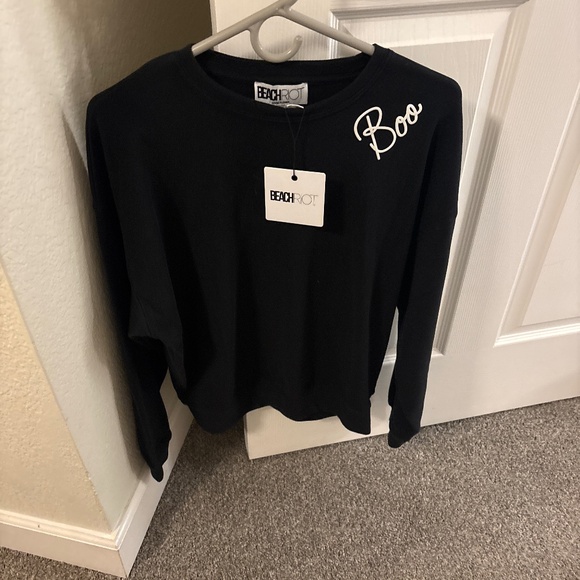 Beach Riot Tops - Beach riot, black and white pullover sweater new with tags extra small $98